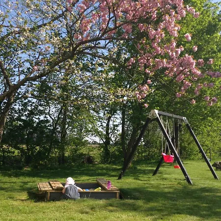 Bremsmaj Farm 3* Kværs