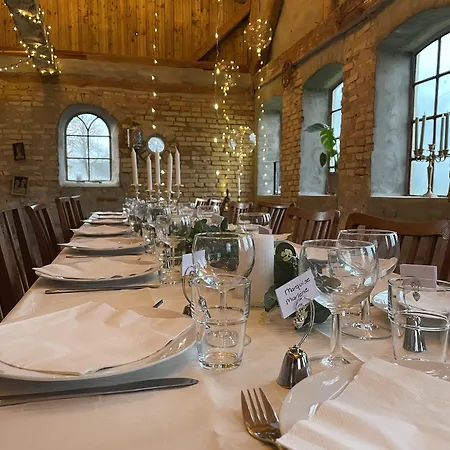 Konukevi Bremsmaj Farm 3*